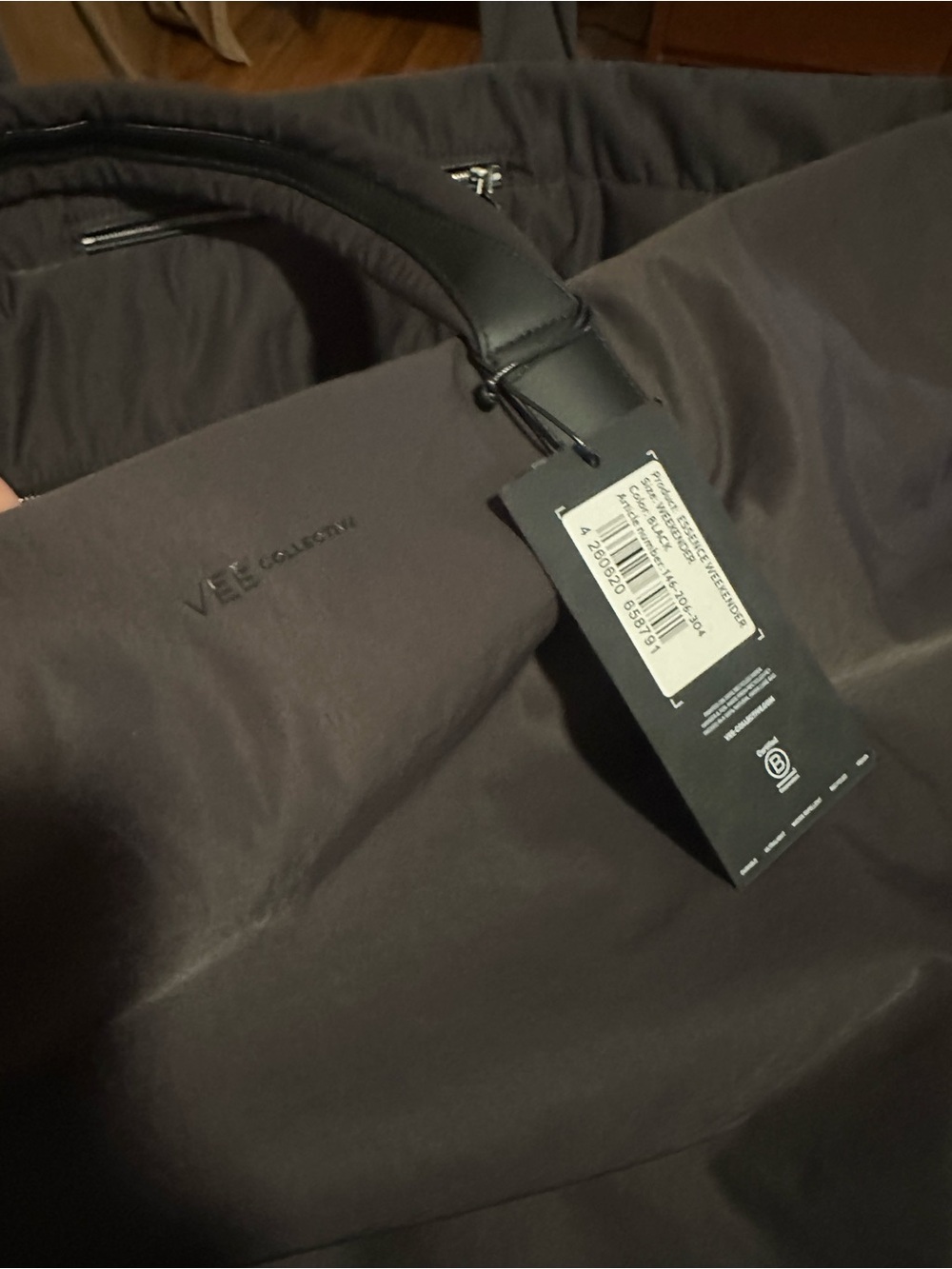 Weekender Tote in Black - Picture 4 of 5